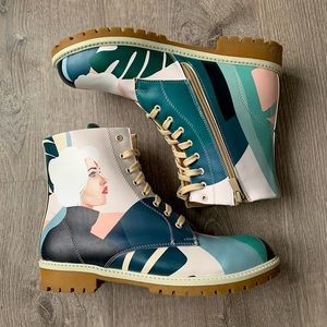 Mumka Geo Girl Boots